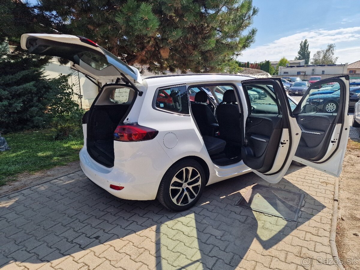 Opel Zafira Tourer 2.0 CDTi 131k A/T6 innovantion (diesel) - 17