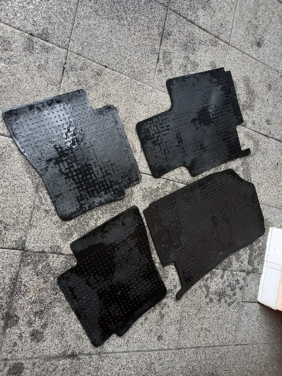 Gumové rohože originál Hyunday I 20. - 17