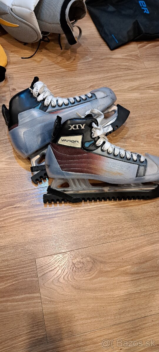 Brankárska hokejová výstroj senior - 17