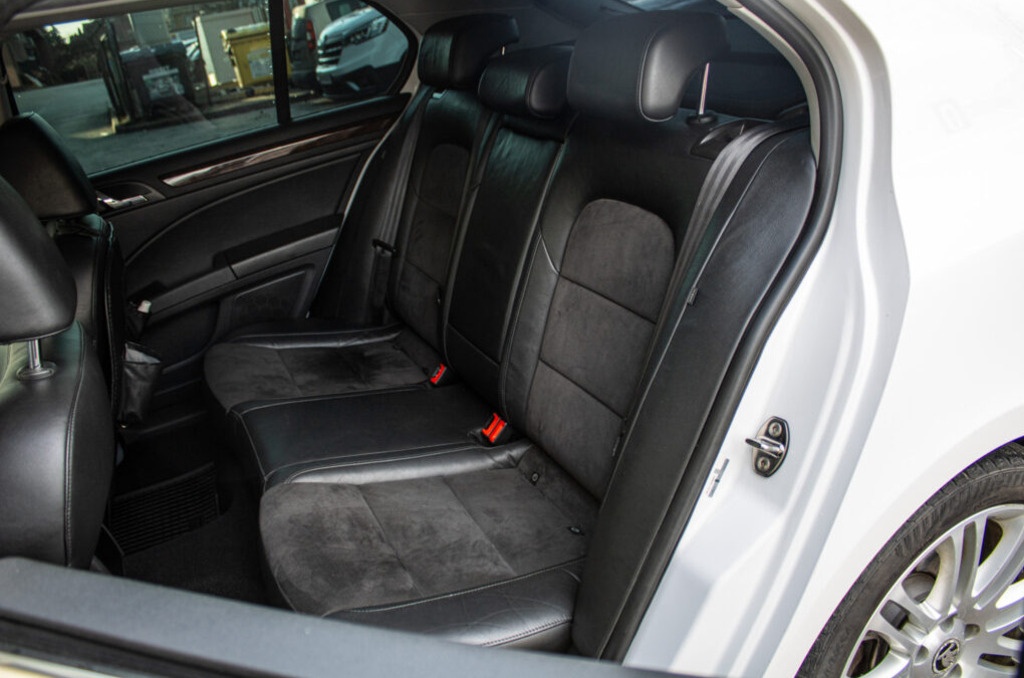 Škoda Superb 2.0 TDI CR 170k Elegance DSG - 17