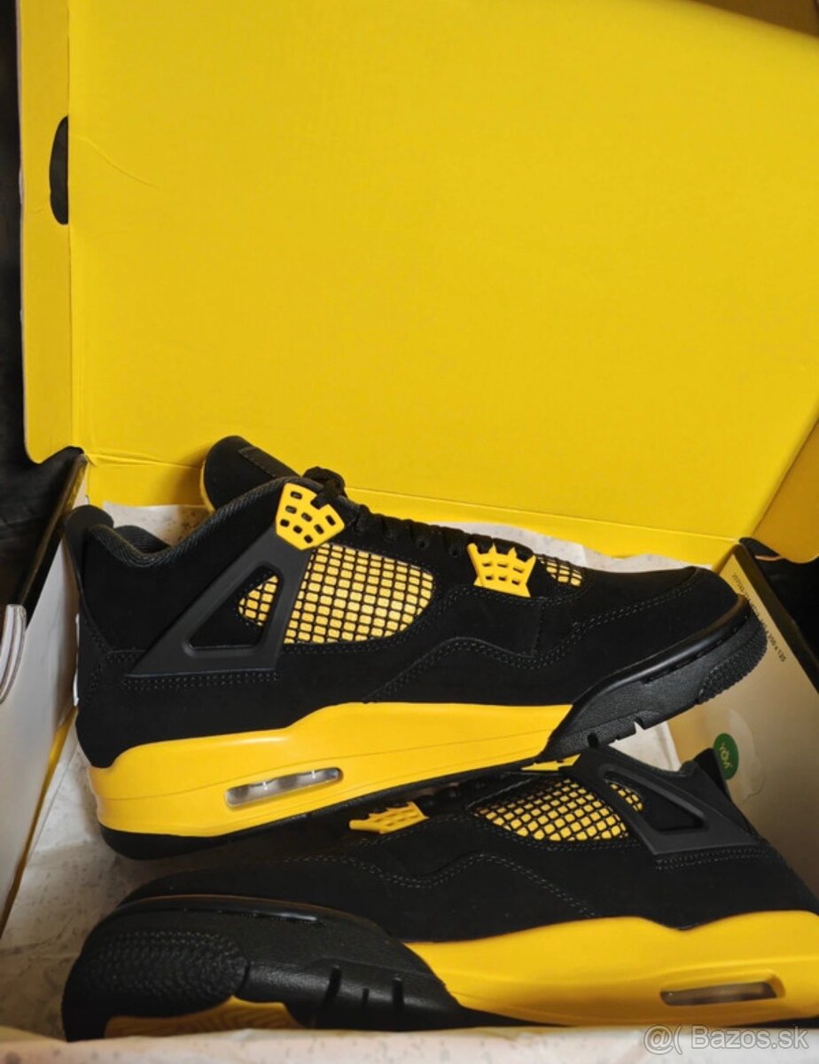 Jordan RETRO 4 Yellow - 17