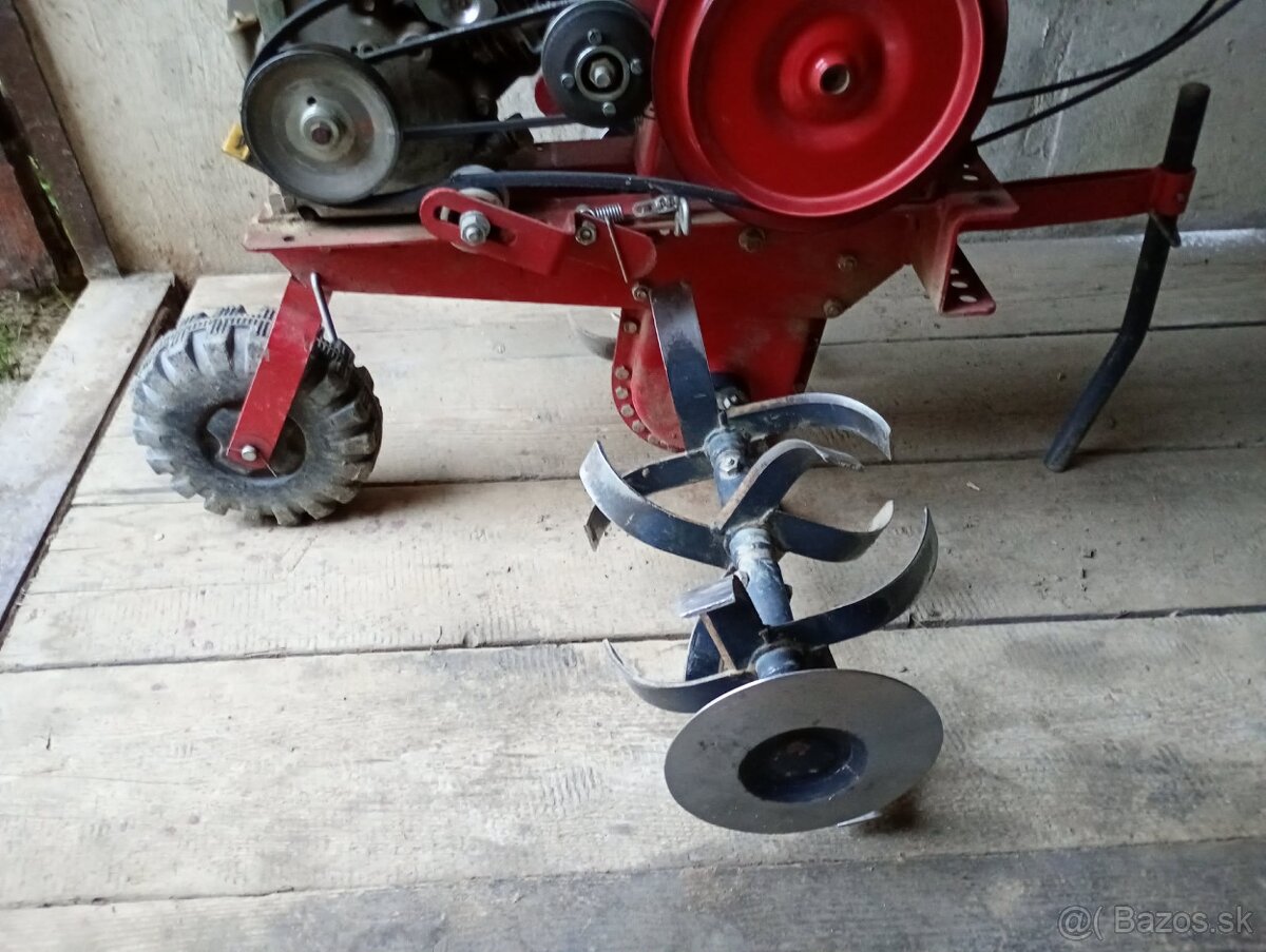 Predám kultivátor Mountfield MS 07 VA - 17