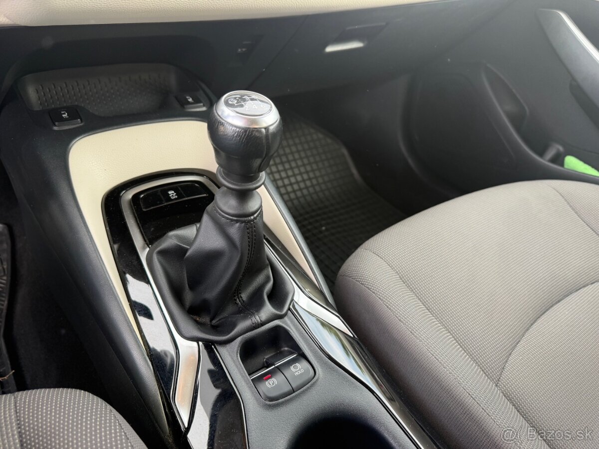 Toyota Corolla 1.6 VVTi Comfort Style Tech - 17