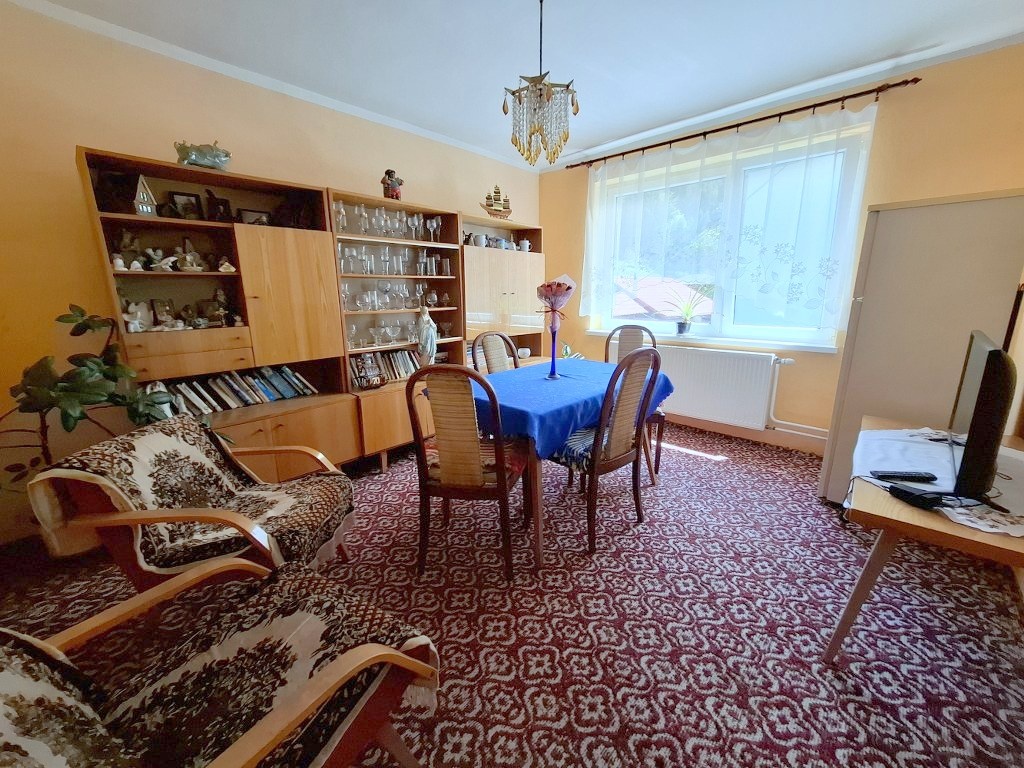 Rodinný dom s parádnym pozemkom - 17