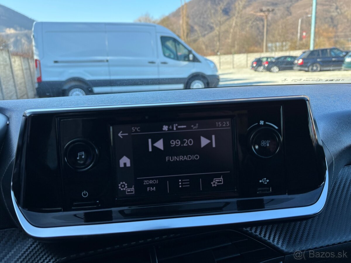 Peugeot 208 1.2 PureTech Active - 17