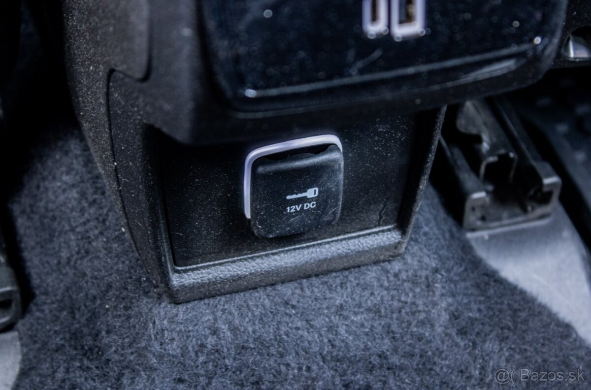 Jeep Compass 1.5 e-Hybrid Night Eagle II / NELAKOVANÉ - 17