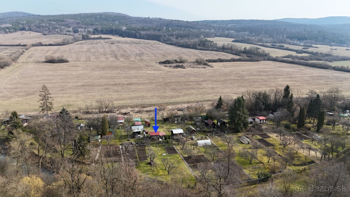 ZÁHRADNÁ CHATKA V LUTILE - 17