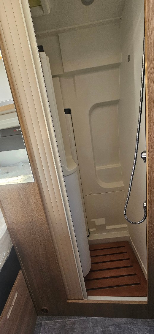 Karavany a obytné autá Giottiline - 17