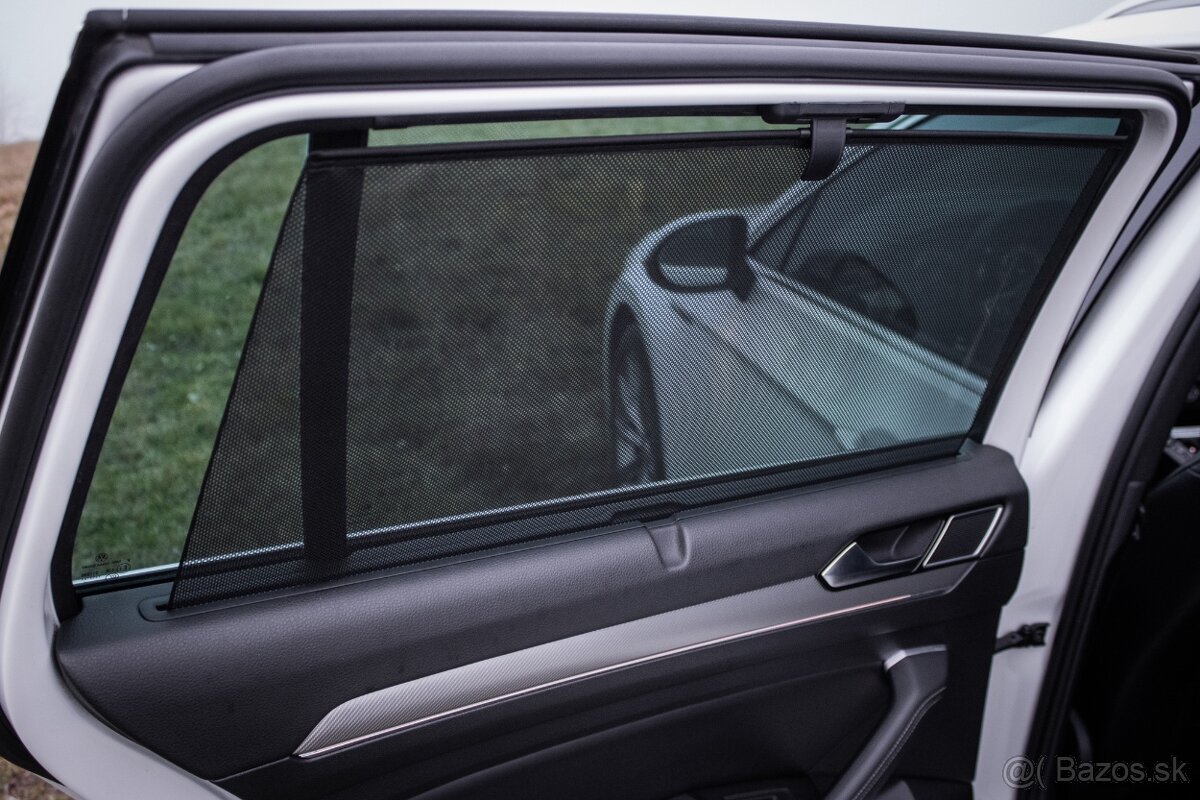 Volkswagen Passat Variant 2.0 BiTDI R-Line 4MOTION DSG - 17