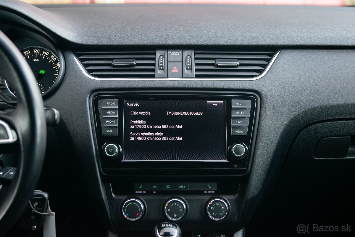 2013 Škoda Octavia Combi 2.0 TDI DSG | výhrevy Lane Assist - 17