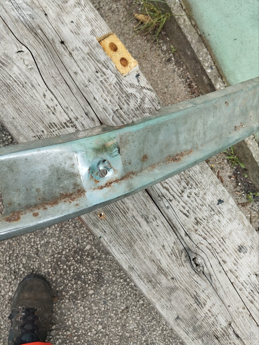 Predny naraznik 105 120 100 110 - 17