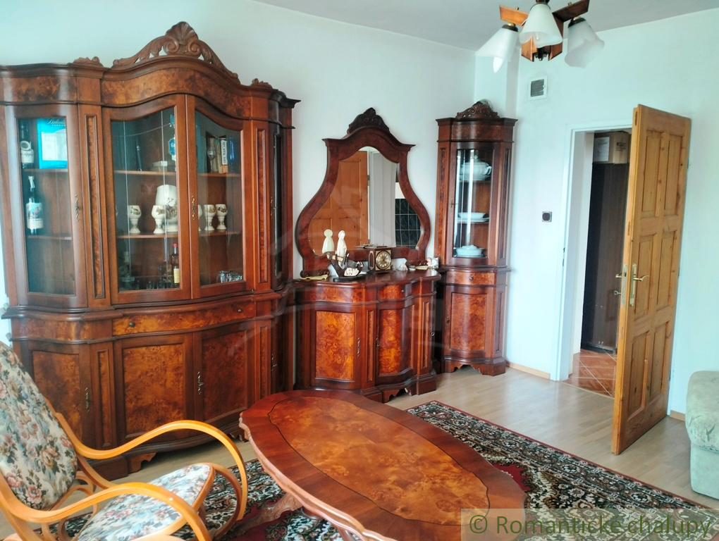 Veľký pekný dom v malebnej obci Nová Lehota na predaj - 17