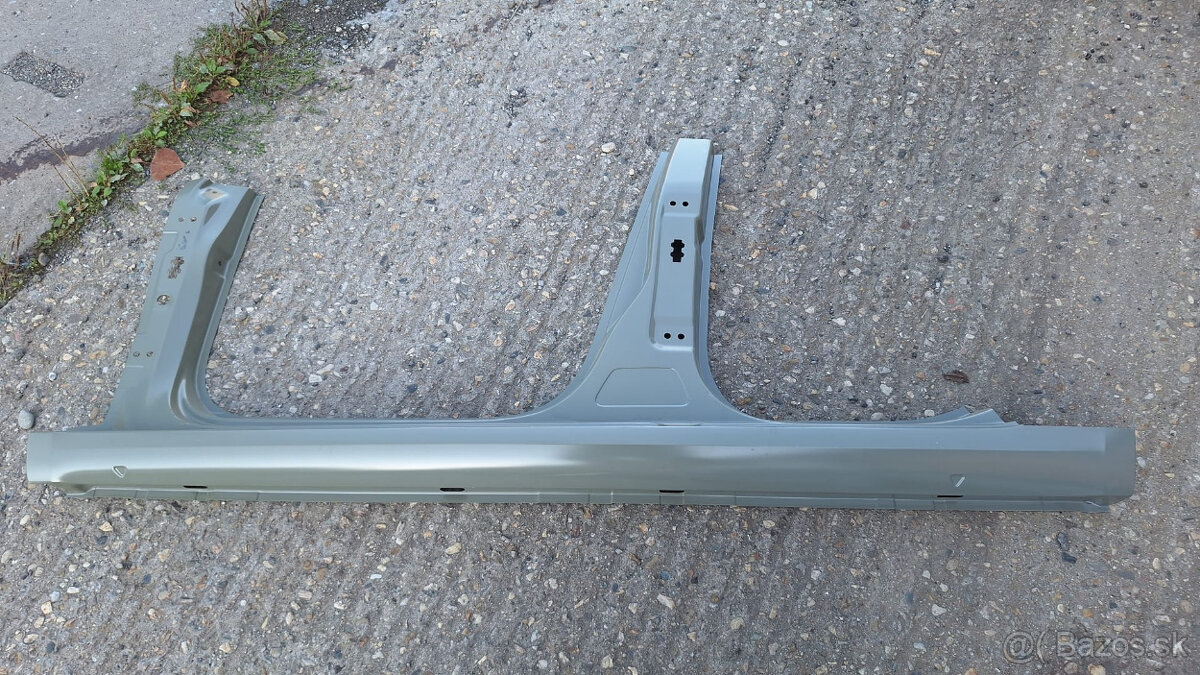 Octavia 3 levý přední blatník před FL - 17