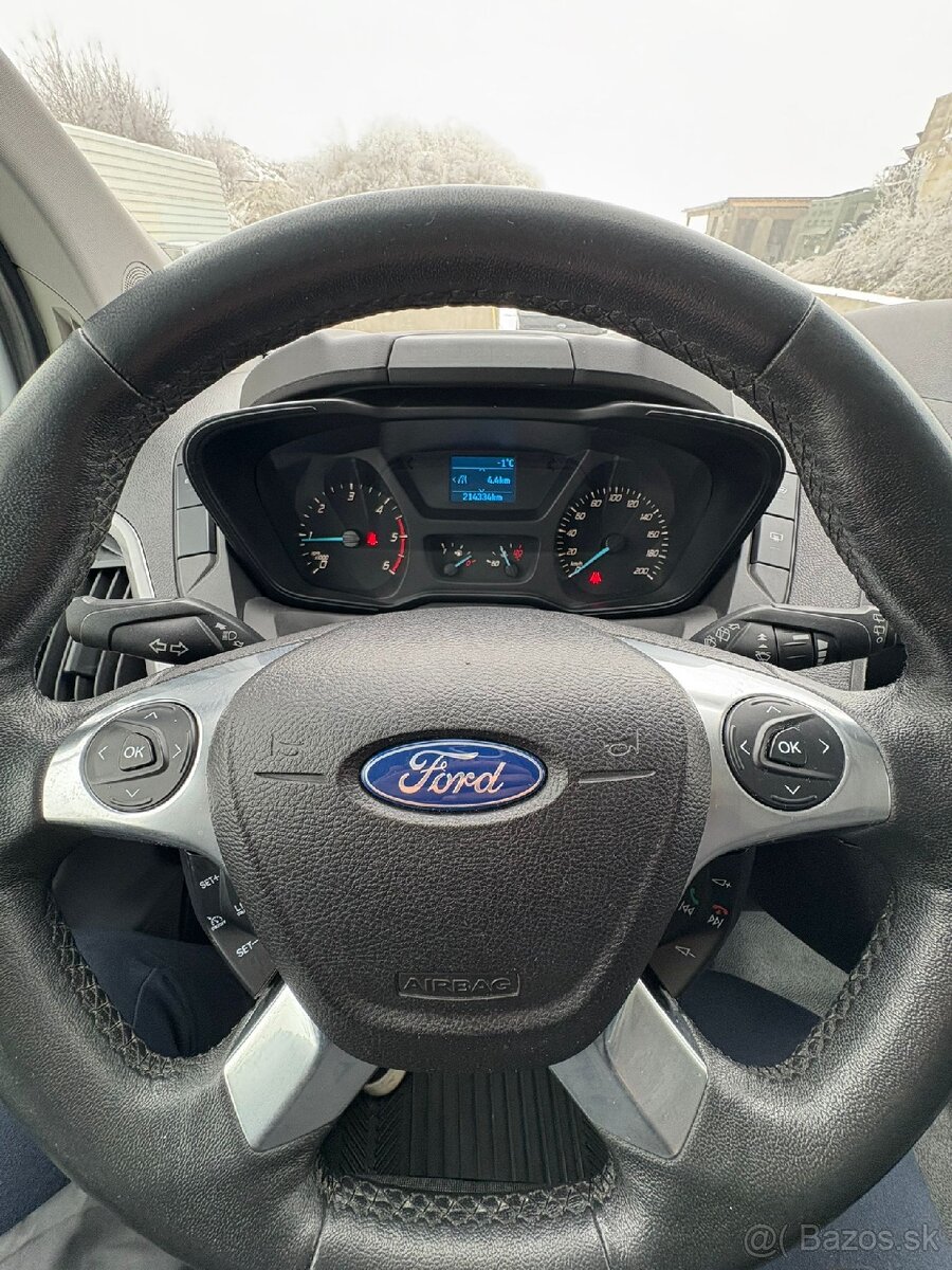 Ford Transit Custom bus 9-miestne - 17