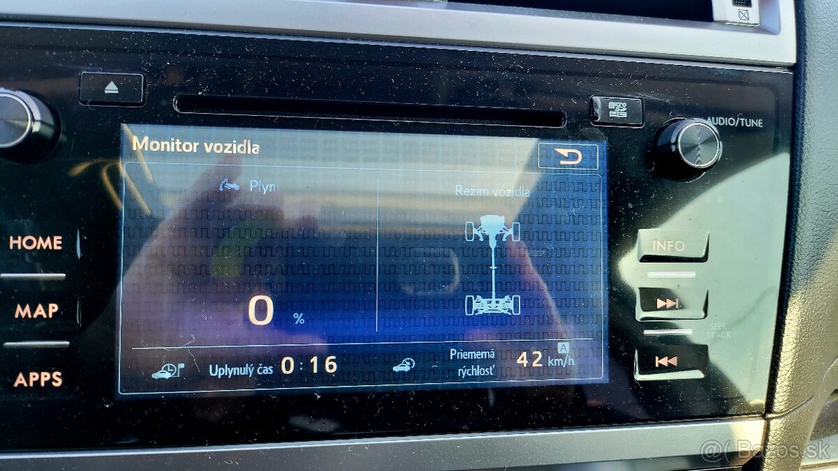 Subaru Legacy Outback 2,0 D 110 kW A/T 4x4 - 17