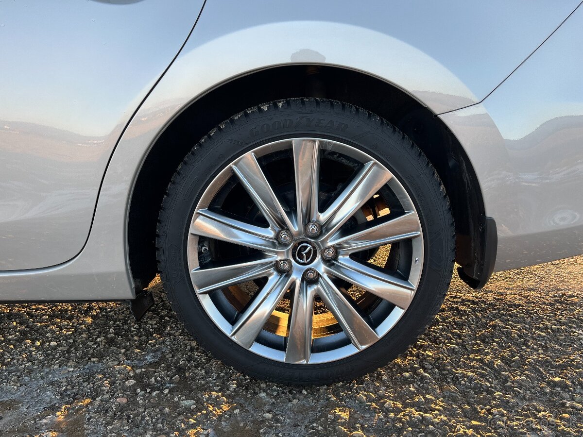 Mazda 6 Combi (Wagon) 2.5 Skyactiv-G194 A/T 2023 - 17