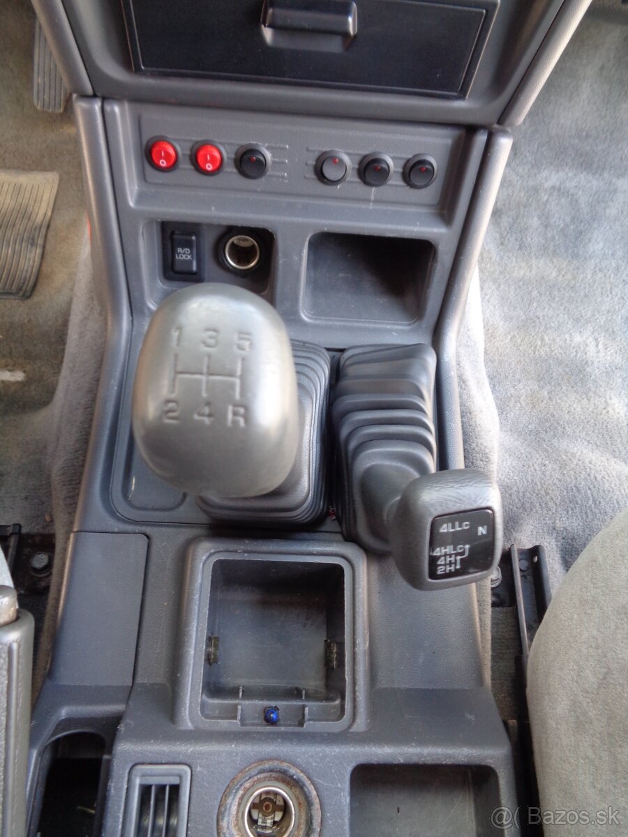 Mitsubishi Pajero 2.8 D GLS - 17