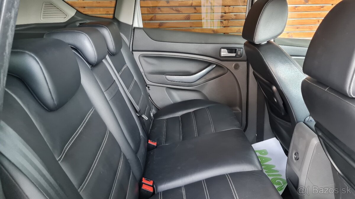 FORD KUGA 2,0 TDCI automat 4×4 TITANIUM - 17