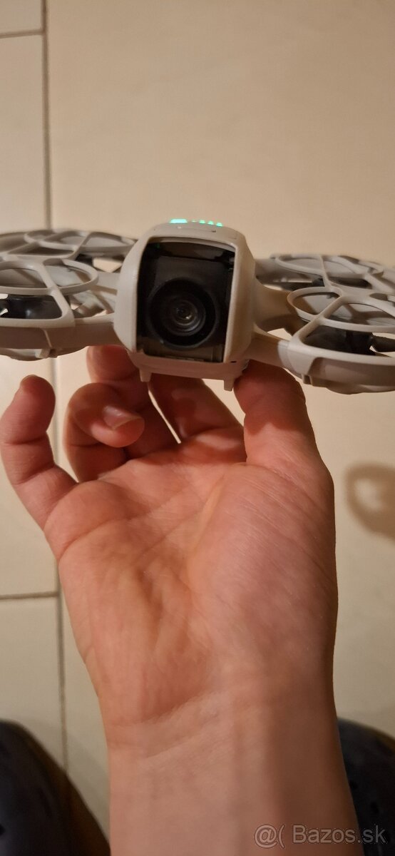 Dron dji neo - 17