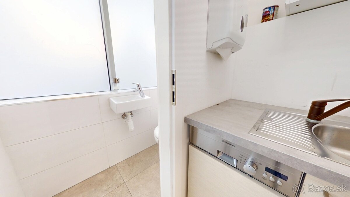 Luxusný OP 231,36m2, Hodžovo nám, GREEN CUBE, prízemie - 17