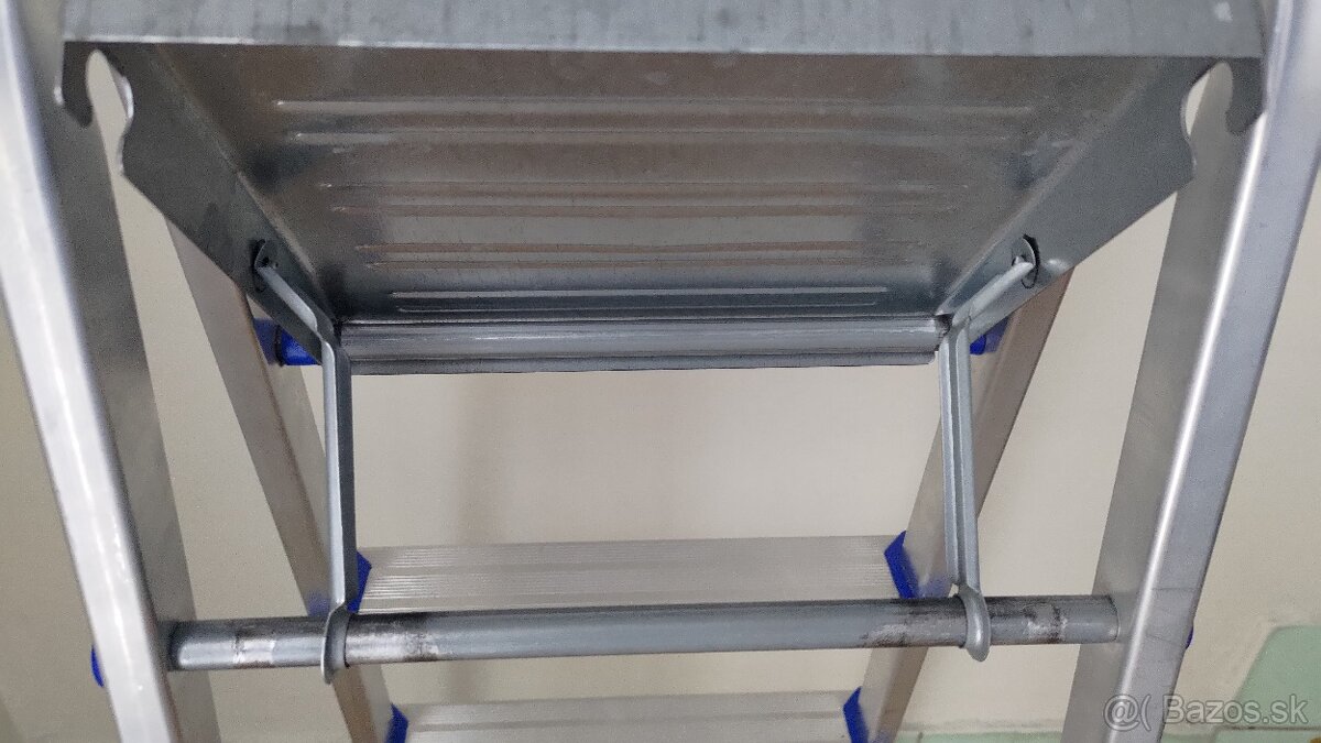 Rebrík - 4 poschodia - 17