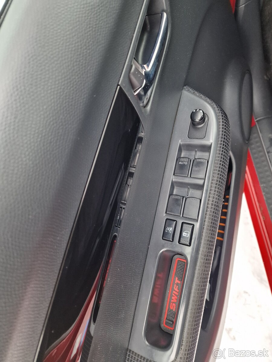 Suzuki Swift 1.3 Benzín - 17