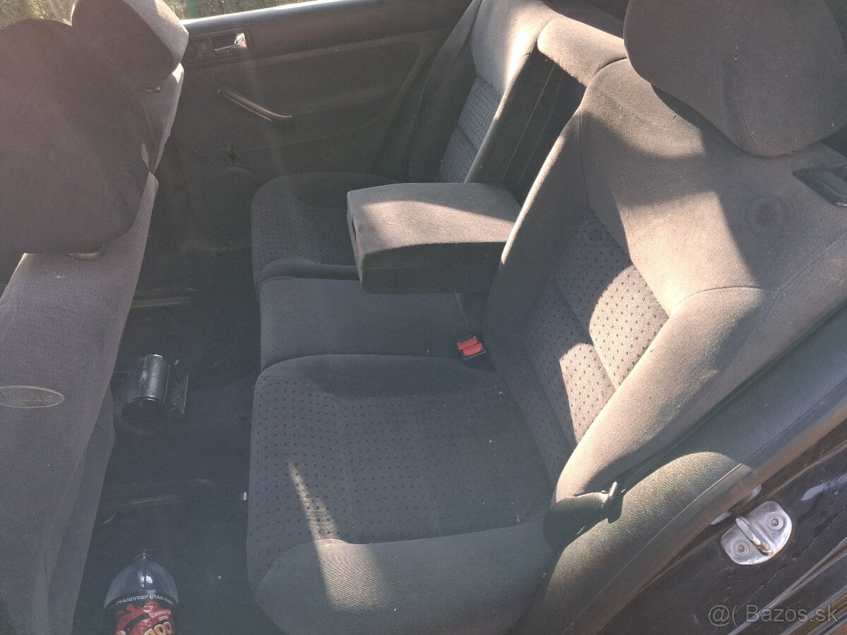 Rozpredám golf 4. - 17