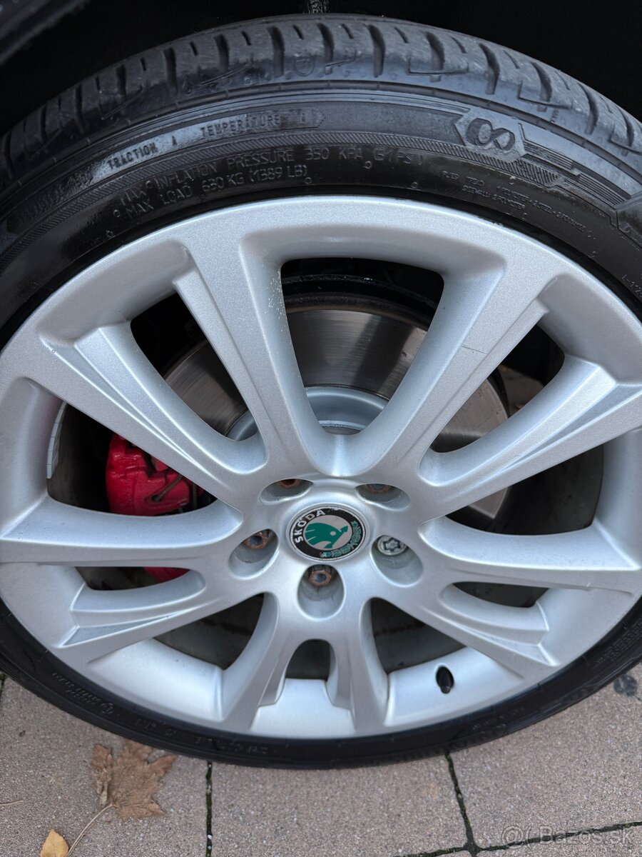 Skoda octavia 2.0 tdi rs dsg - 17