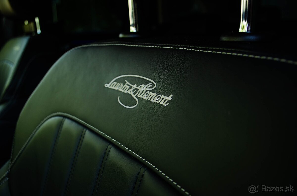 Škoda Superb Combi 2.0 TDI SCR L K DSG - 17