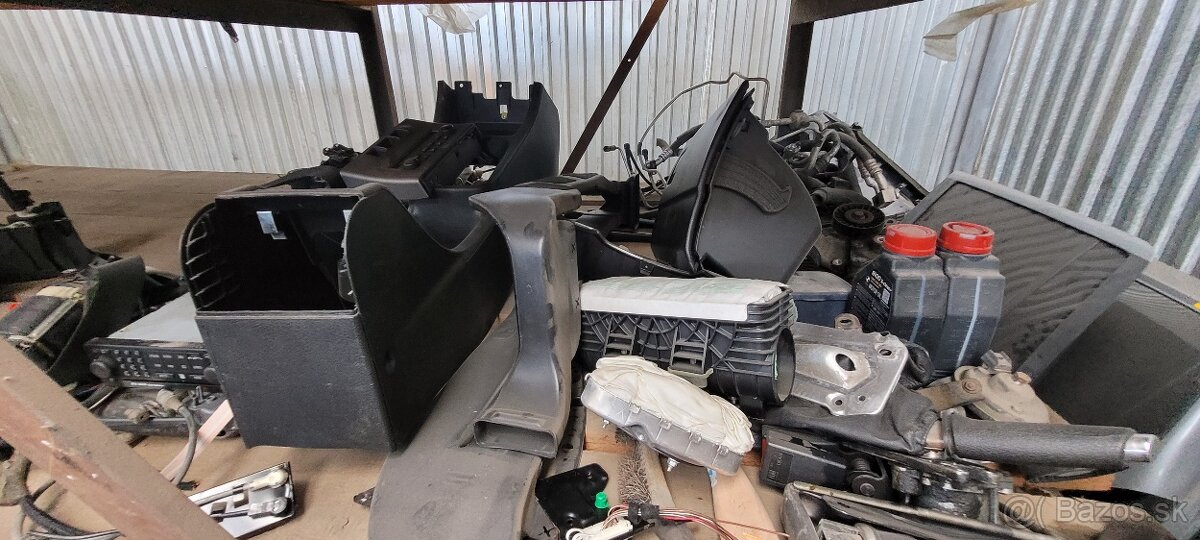 Rozpredám diely - 17