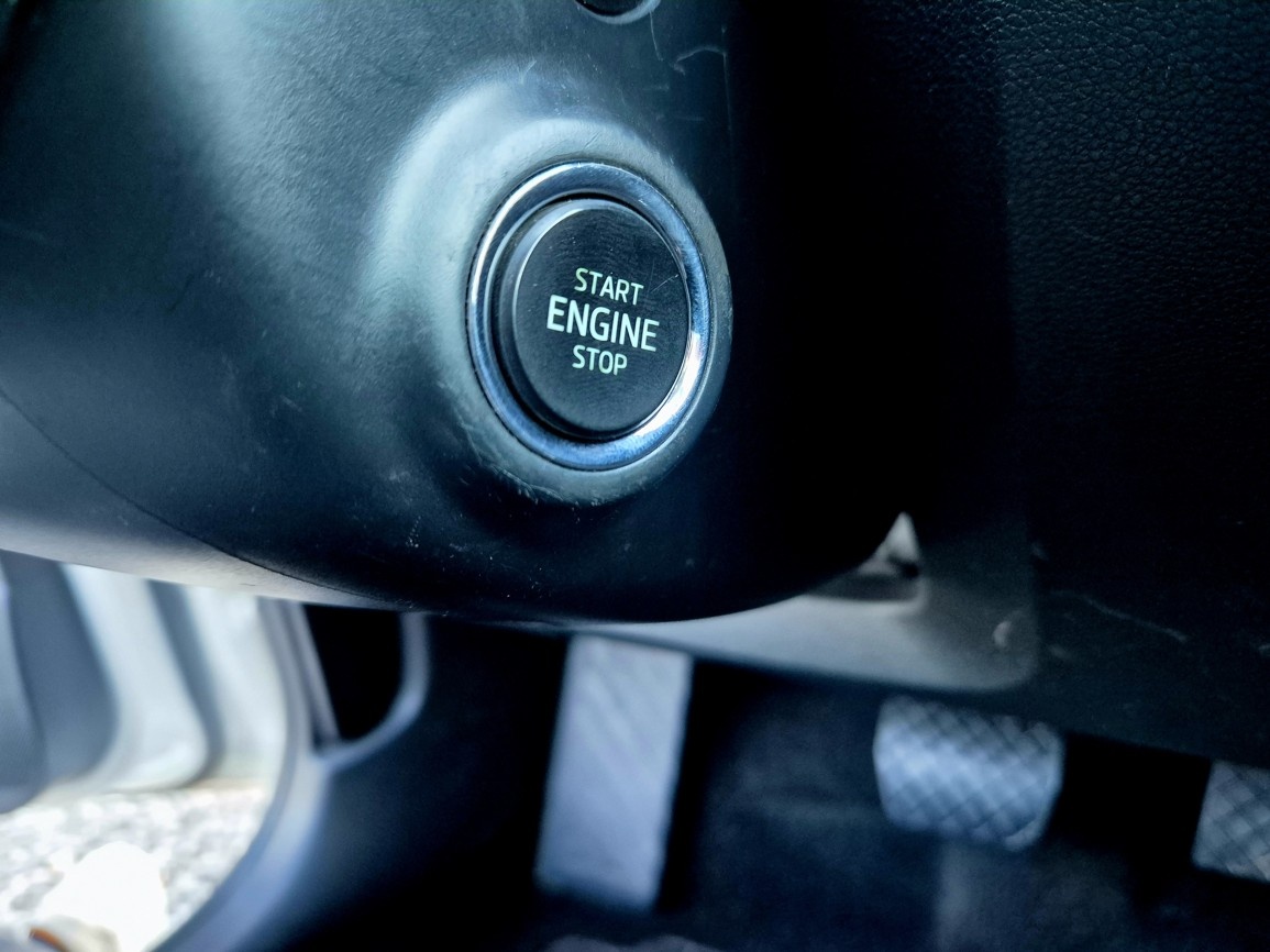 Škoda Octavia Combi III FL 2,0 TDi 110 kW DSG DRIVE - 17