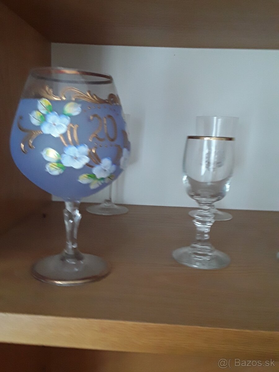 Rozne vec pivove pohare,i,klucenky, - 17