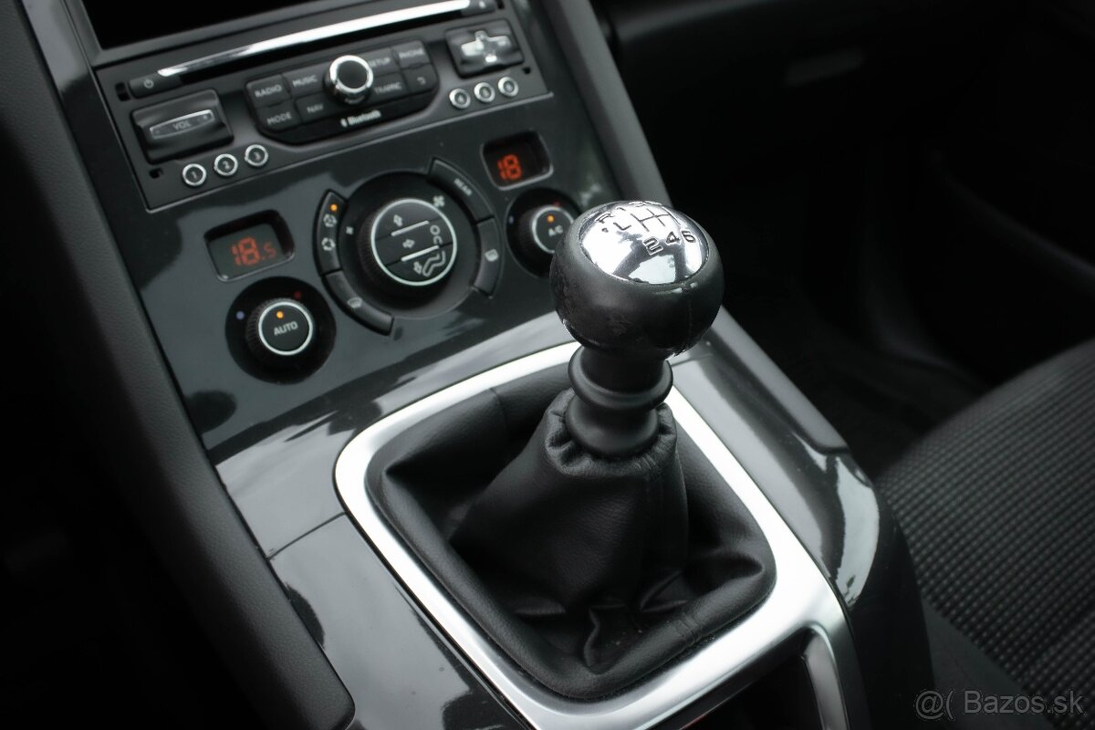 Peugeot 5008 1.6 HDi 88kw 7 MIEST - 17