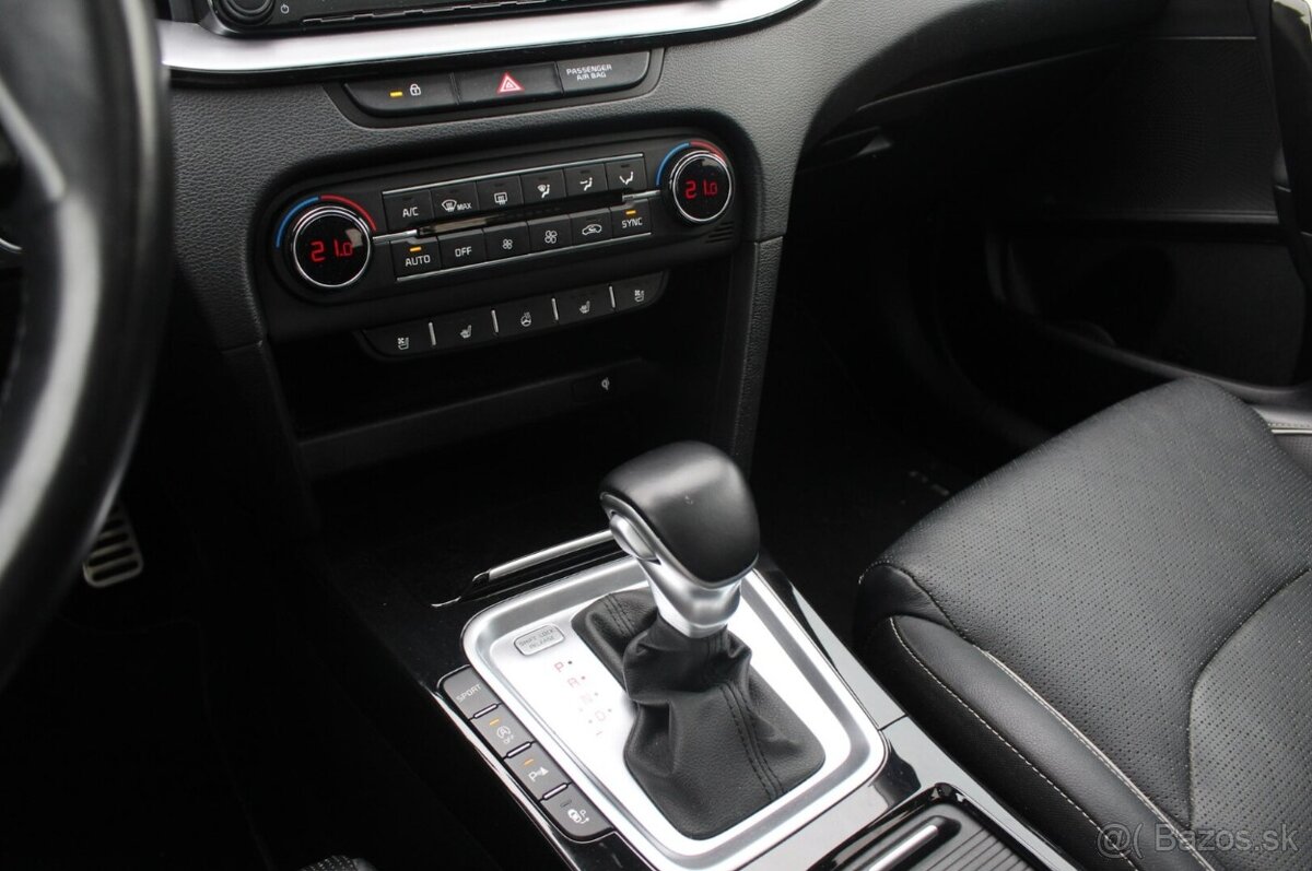 Kia XCeed 1.4 T-GDi Platinum A/T - 17