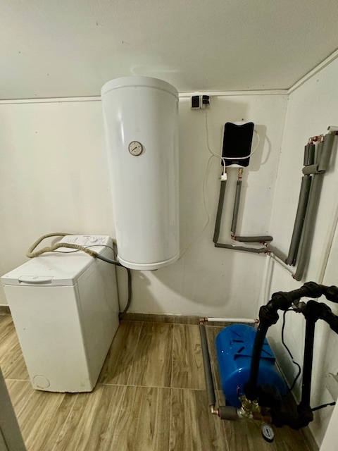 Na predaj celoročne obyvateľná chata v lokalite Elsvit - 17