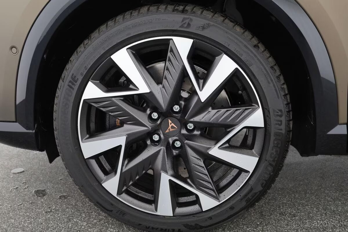 Cupra Formentor VZ 2.0 TSI DSG 4D ODPOČET DPH ZĽAVA 38.3% - 17