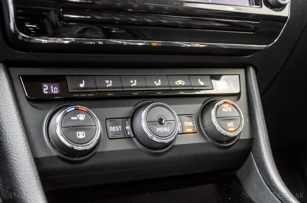 Škoda Superb Combi 2.0 TDI 190k DSG - 17