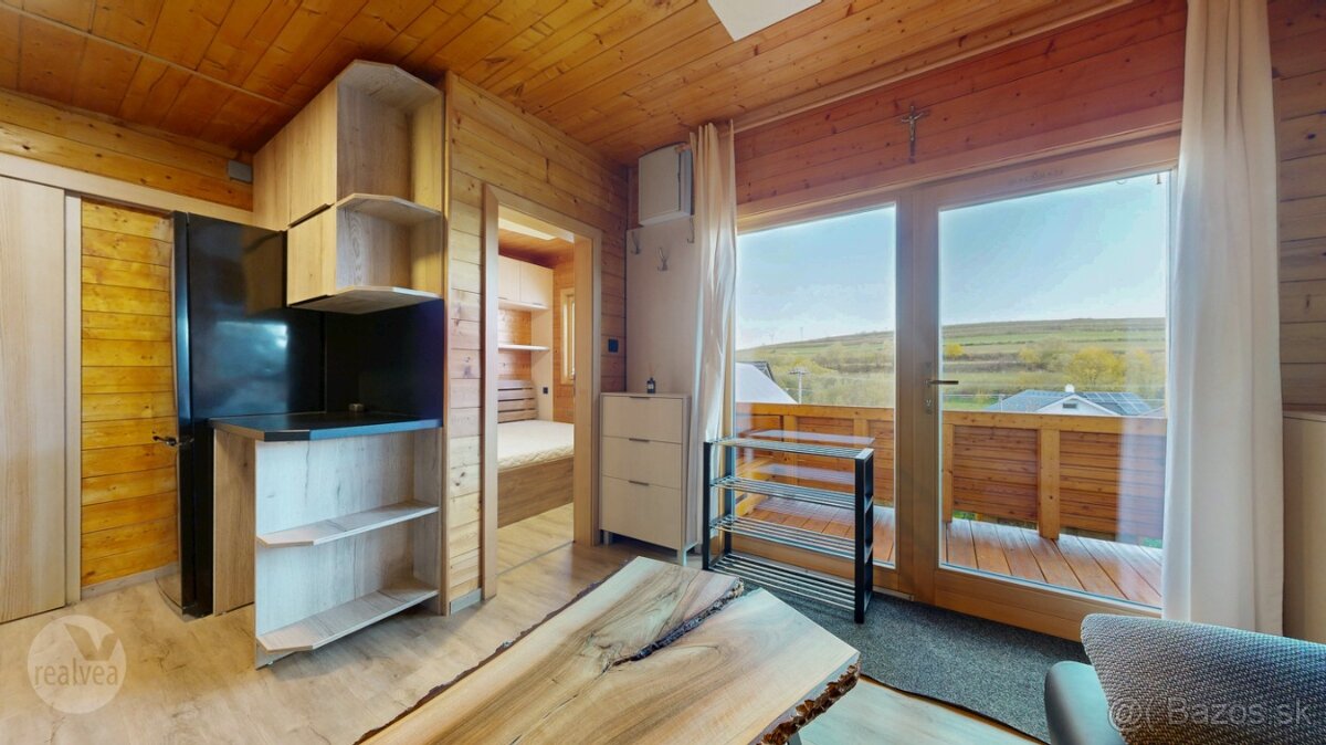 Stavebný pozemok so základovou doskou a moderným domčekom - 17