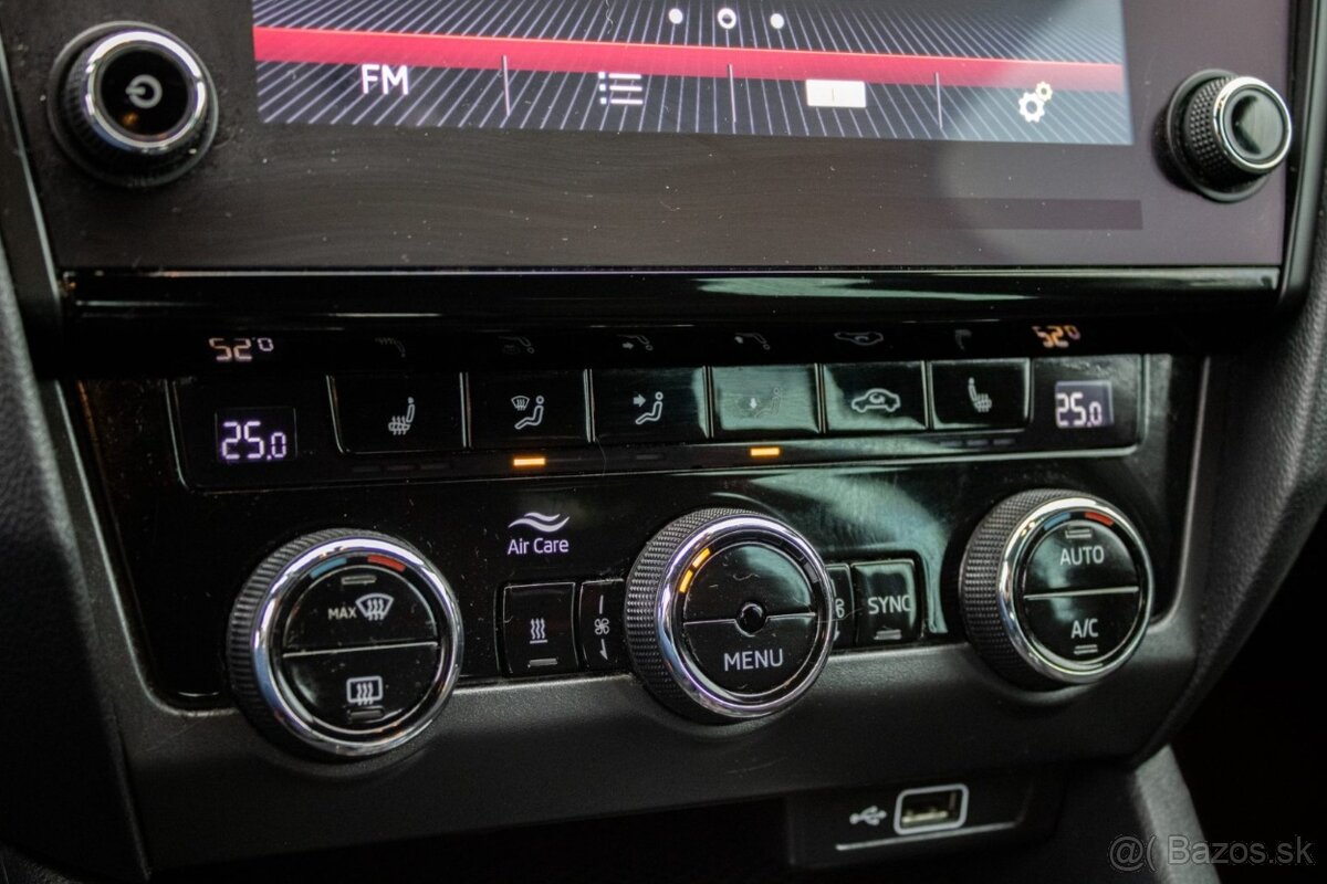 Škoda Octavia Combi 2.0 TDI RS DSG - 17