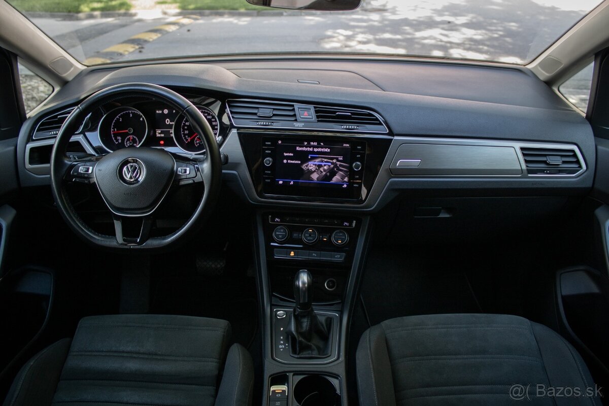 Volkswagen Touran 2.0 TDI SCR 150k Comfortline DSG - 17