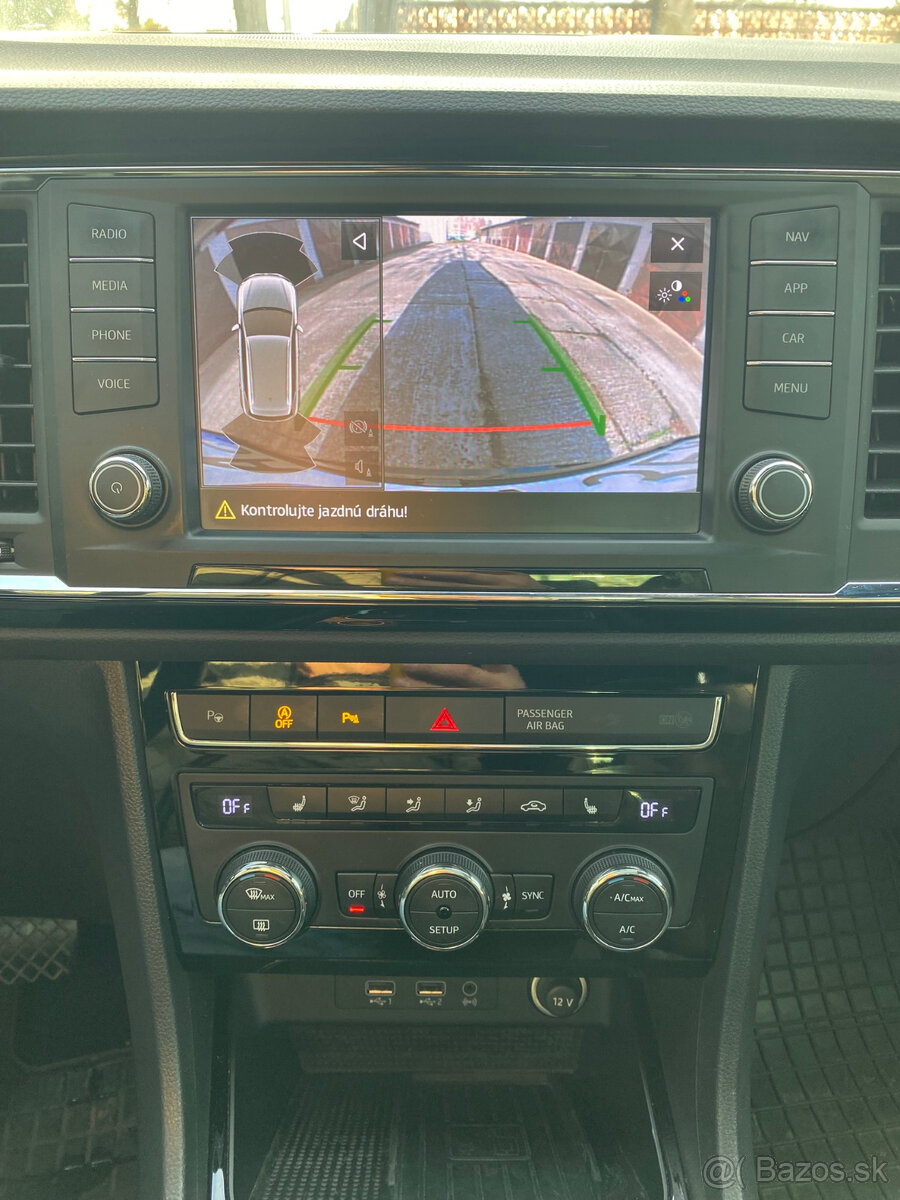 Predám Seat Ateca EXCELLENCE 4x4 DSG PANORAMA - 17