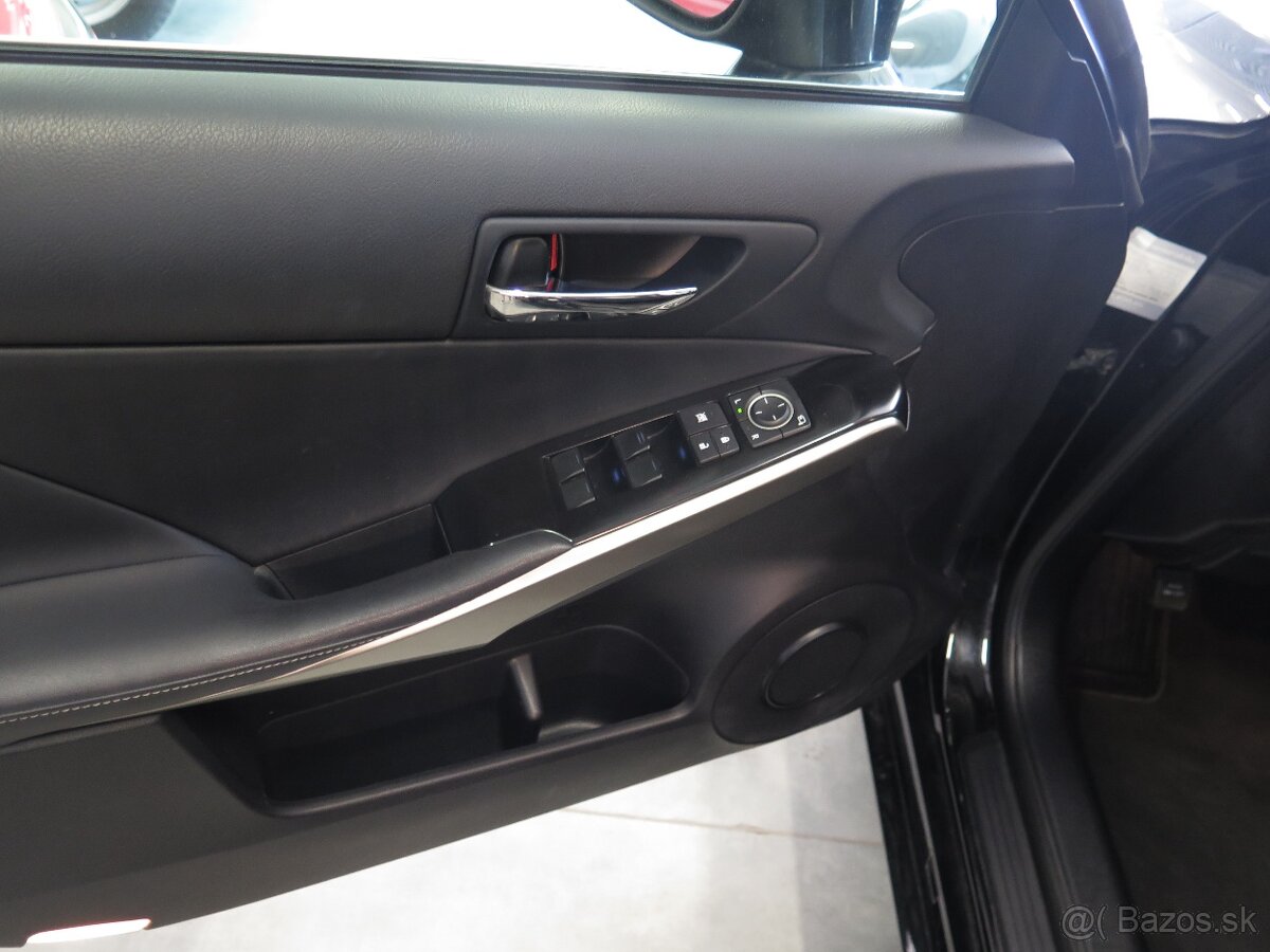 Lexus IS 300h klima, kamera, DPH, - 17
