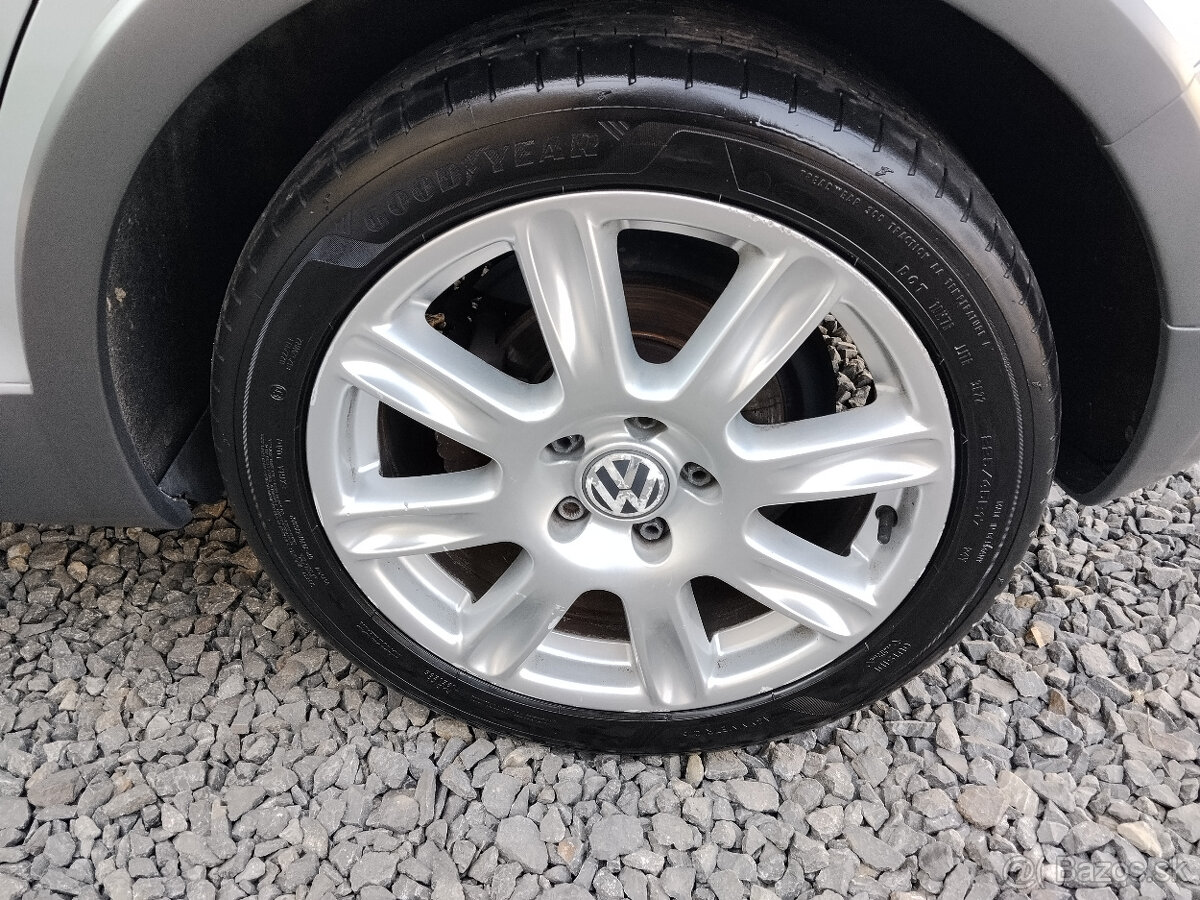 Volkswagen Golf V plus Cross 1.9 tdi 77kw - 17