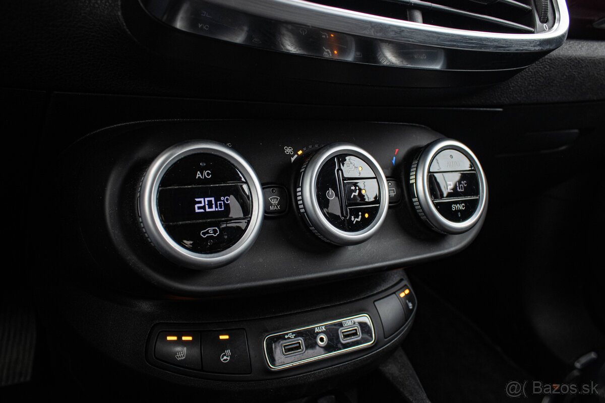 Fiat 500X 1.4 MultiAir Lounge, Slovenské, 1. majiteľ, servis - 17