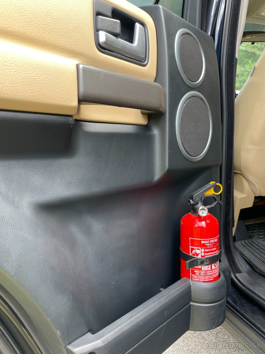 Expedičný LAND ROVER DISCOVERY 3 - 17