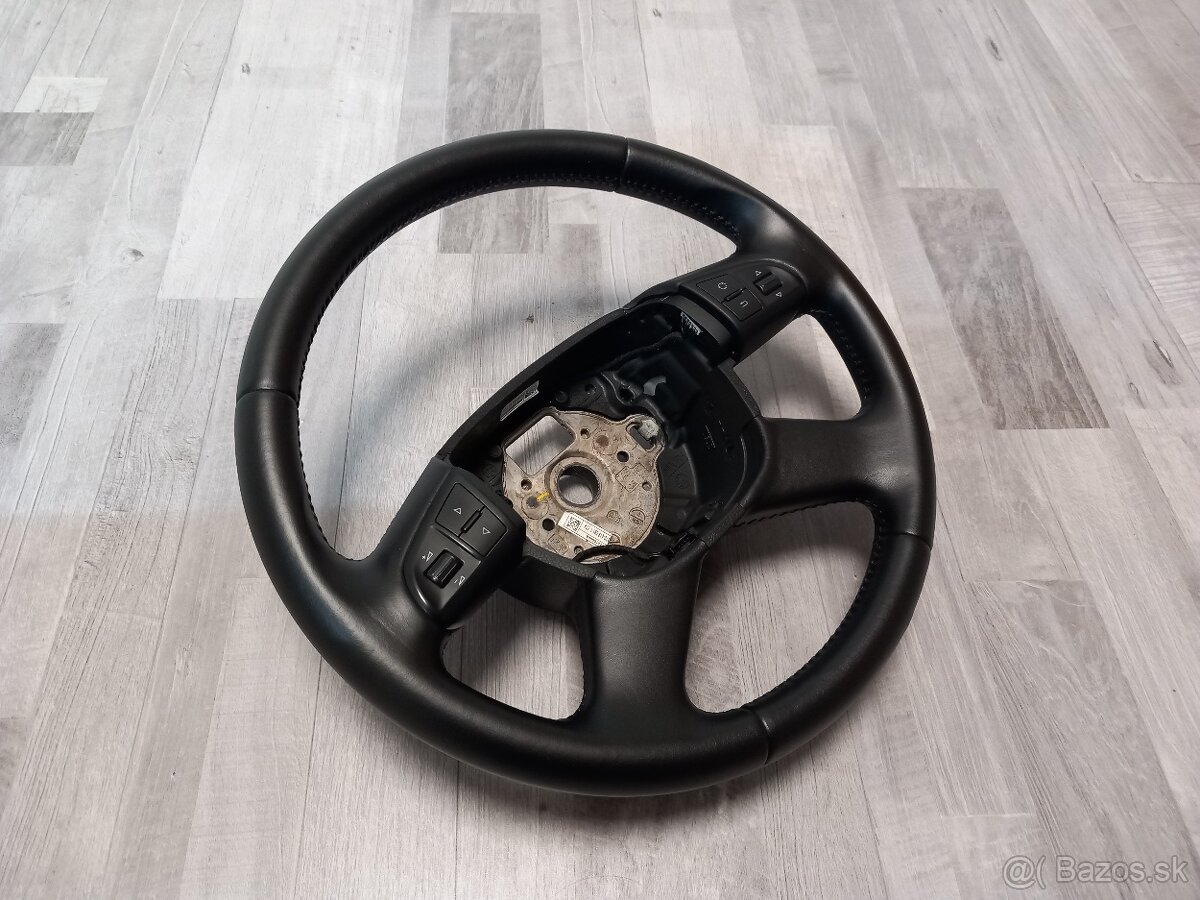 Kožený volant Octavia II, Superb II, FabiaII - 17