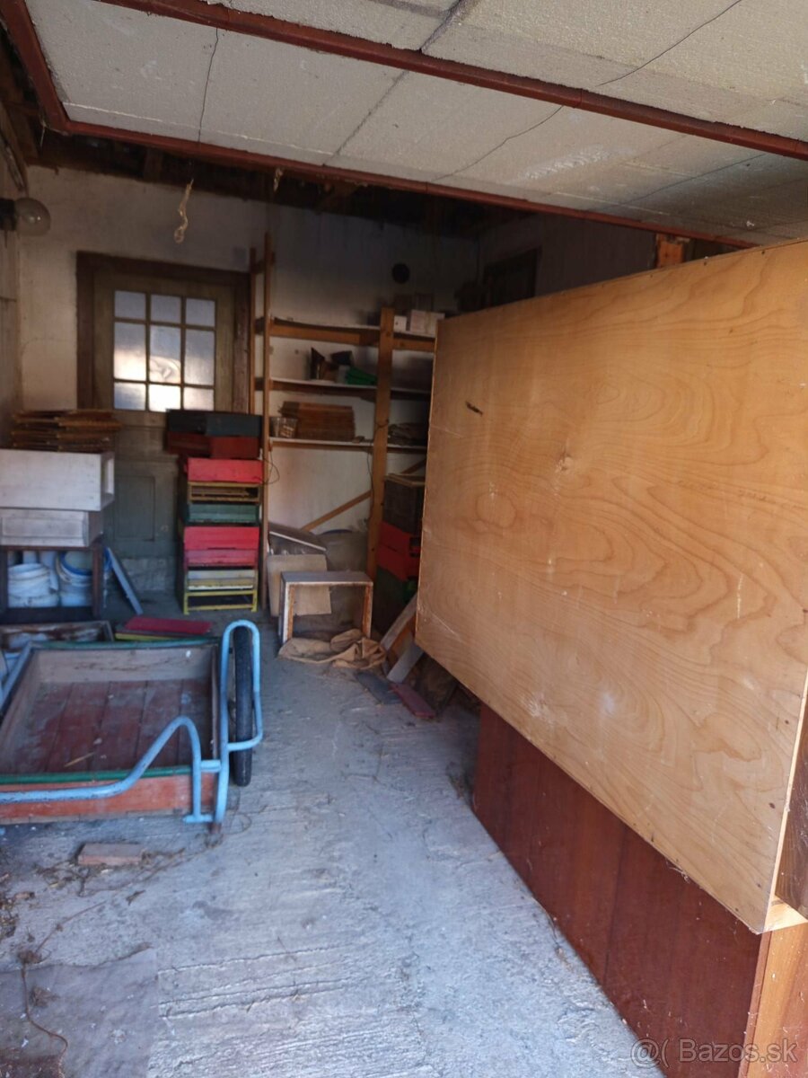 Na predaj - dva domy na jednom pozemku Bátovce - 17