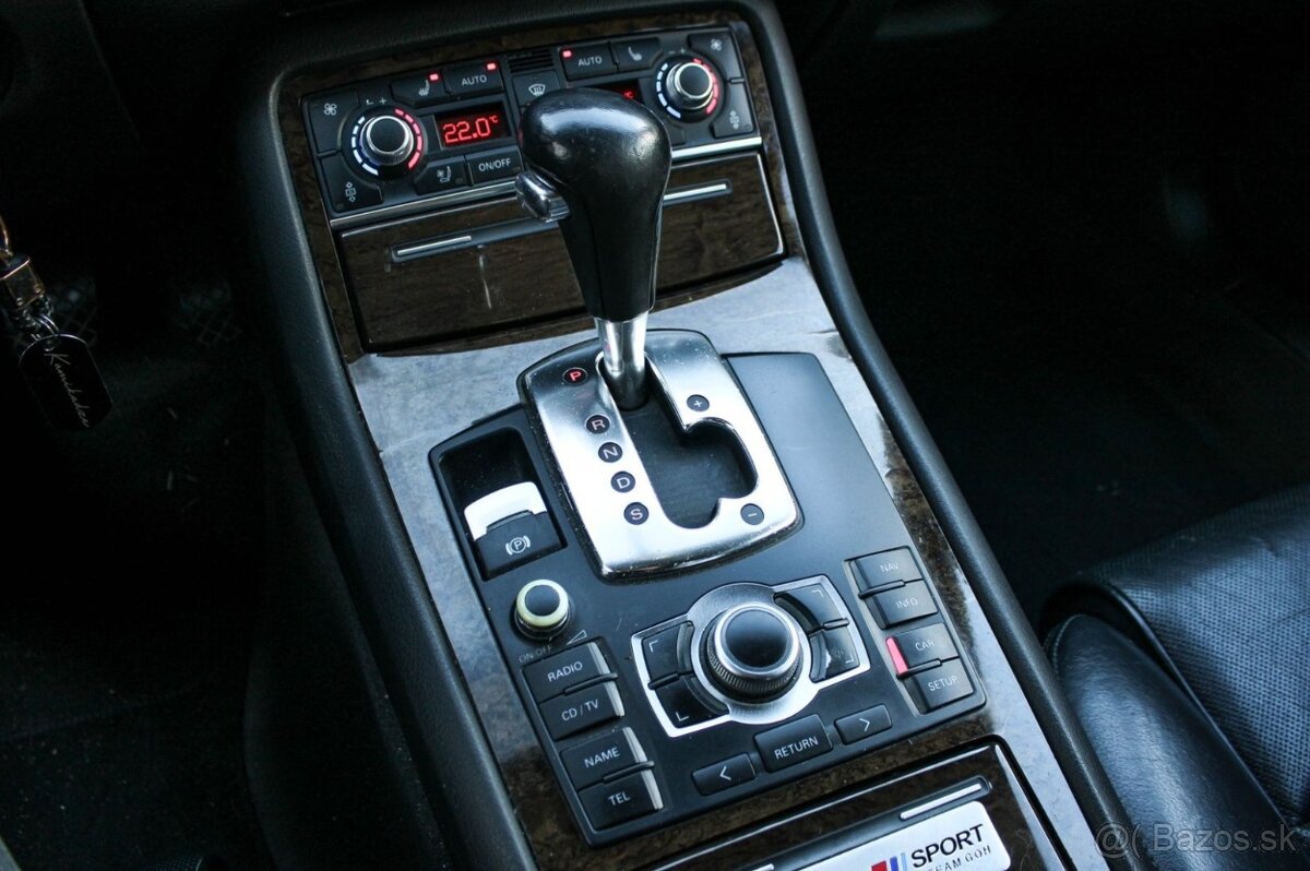 AUDI A8 4.2 V8 TDI QUATTRO TIPTRONIC - 17