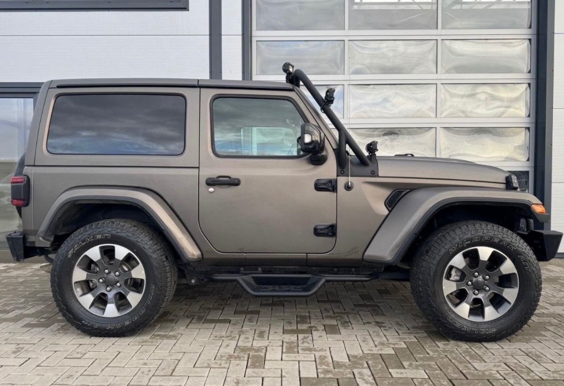 Predám Jeep WRANGLER - 17