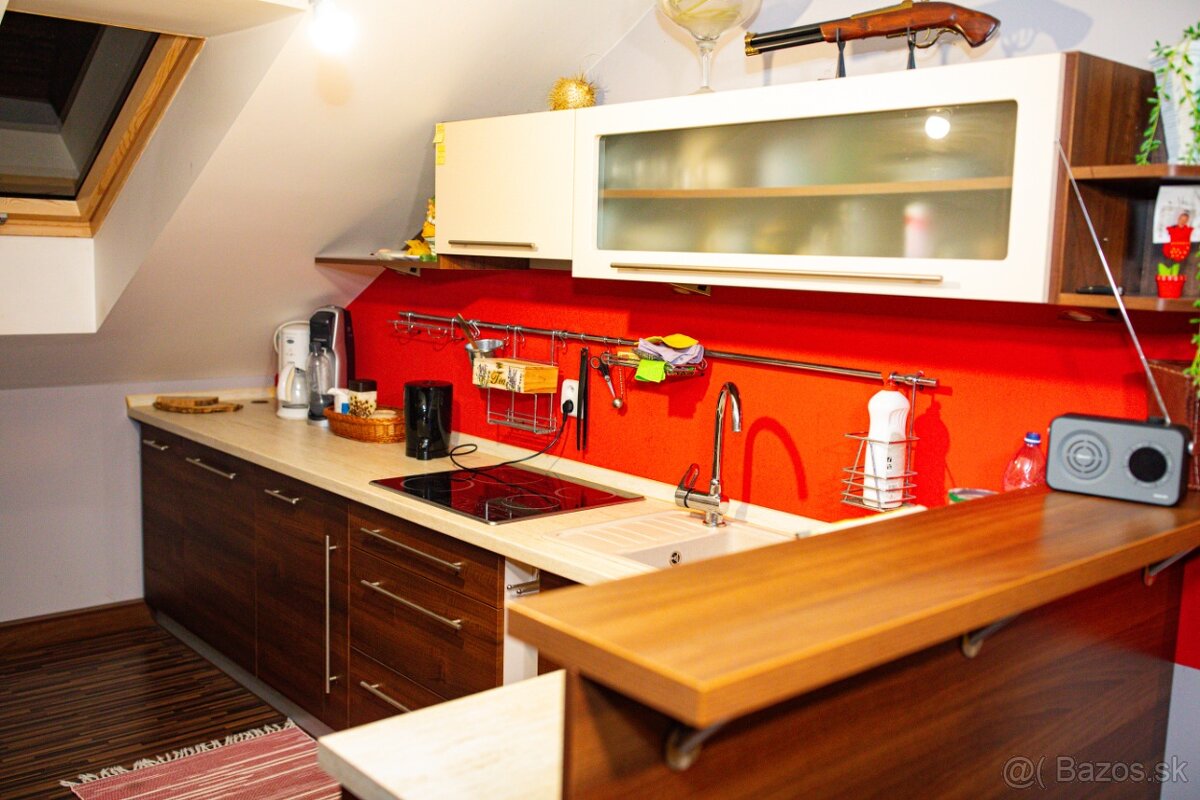 PREDAJ DOMU V MESTE SVIDNÍK - 17